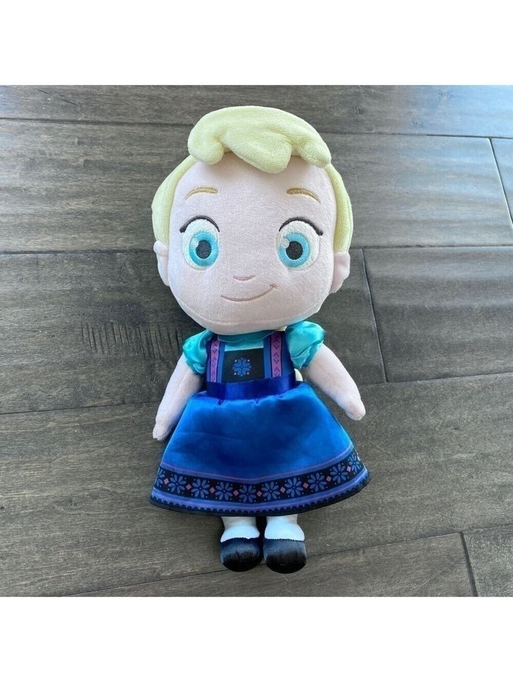 Disney Store Frozen Baby Elsa Animators Collection Plush Doll 12”